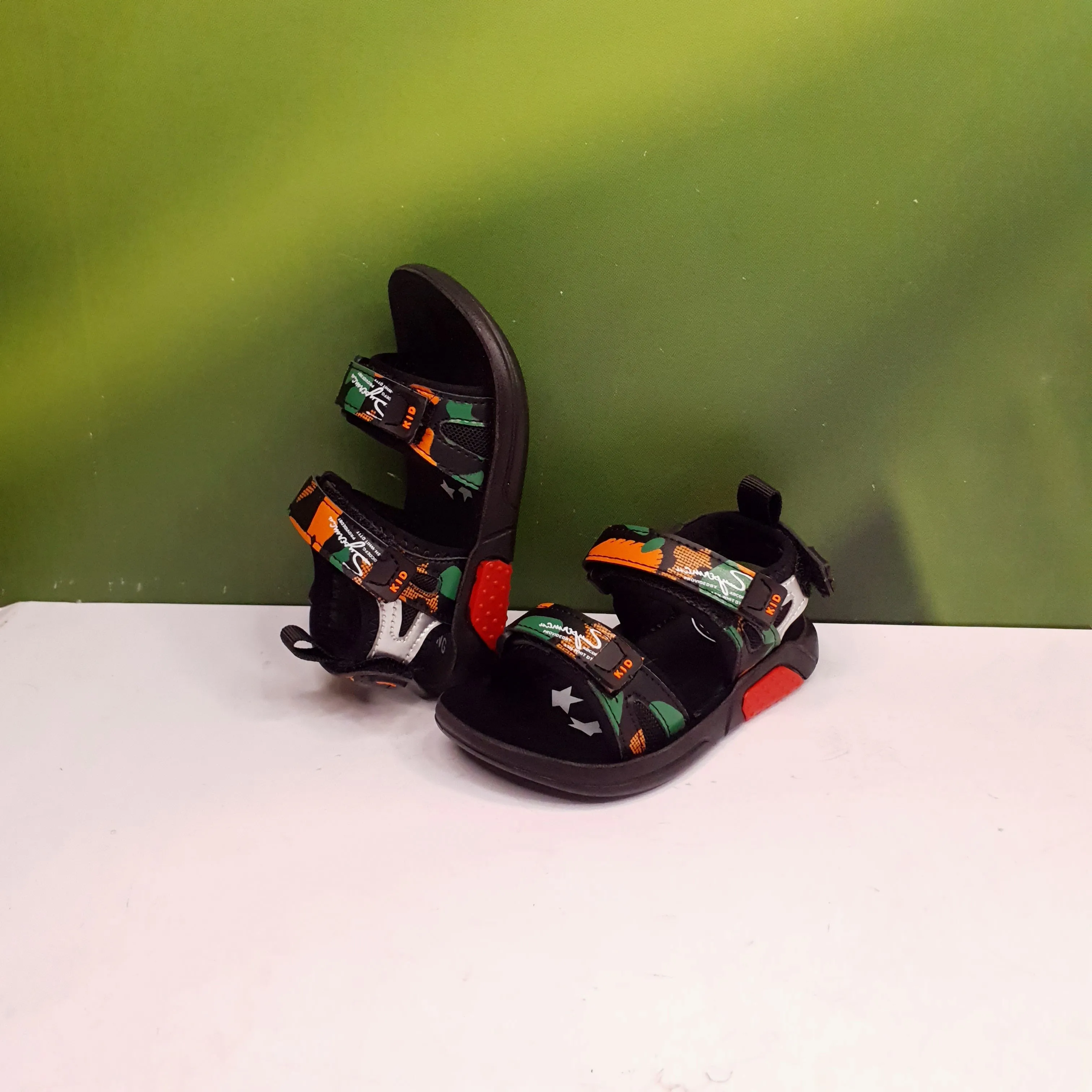 Kid Footwear A09