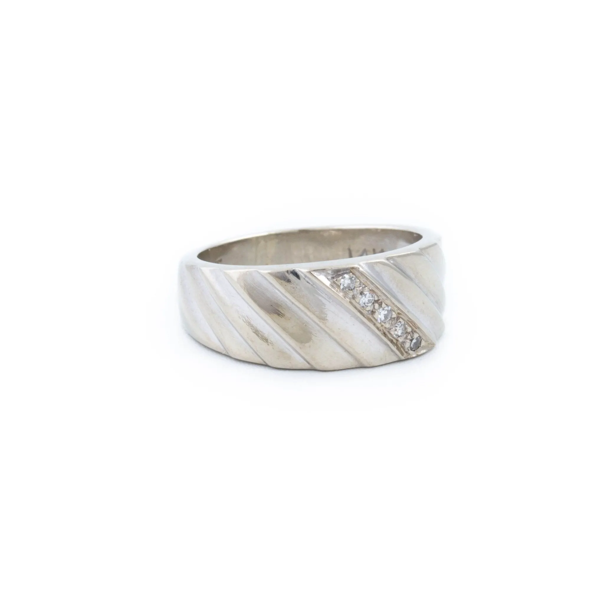 Vintage Ridged Gold Ring